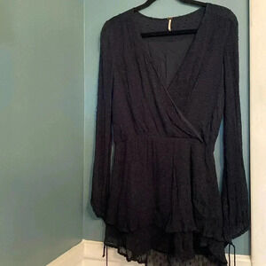 Free People women’s dress - xs- long sleeve-lined-short - dark green - deep V